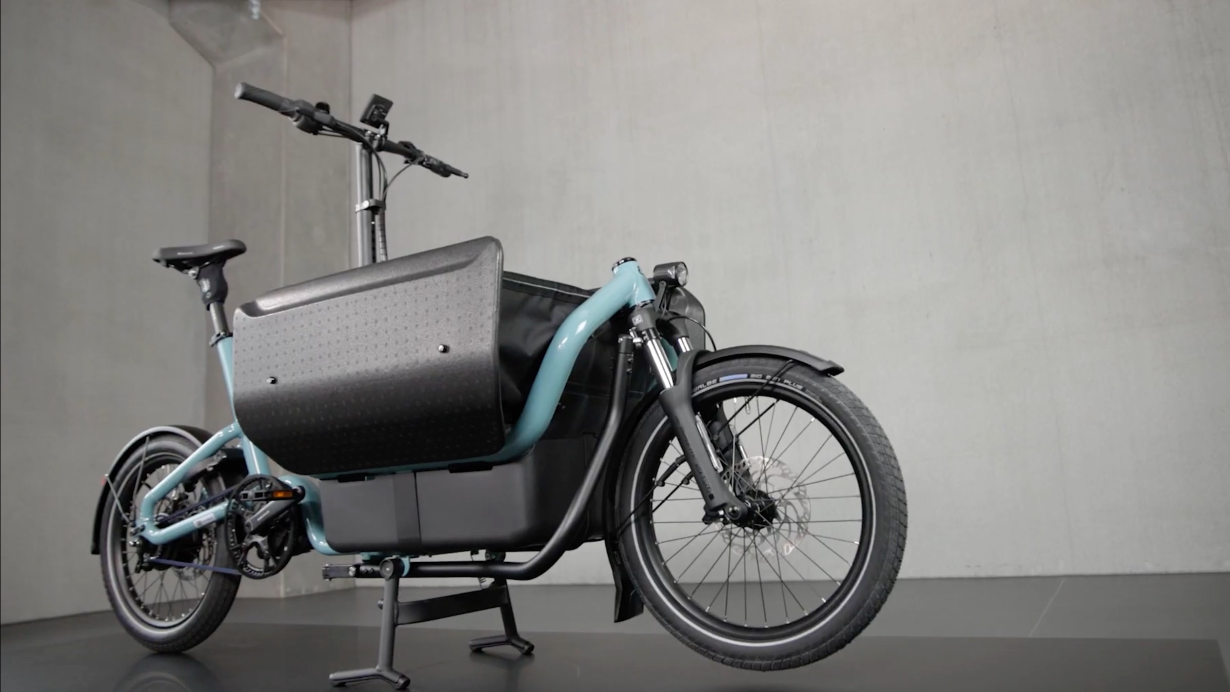 stub(fr): #en#Compact et malin, ce nouveau vélo cargo Riese & Müller Carrie a tout pour plaire#en#