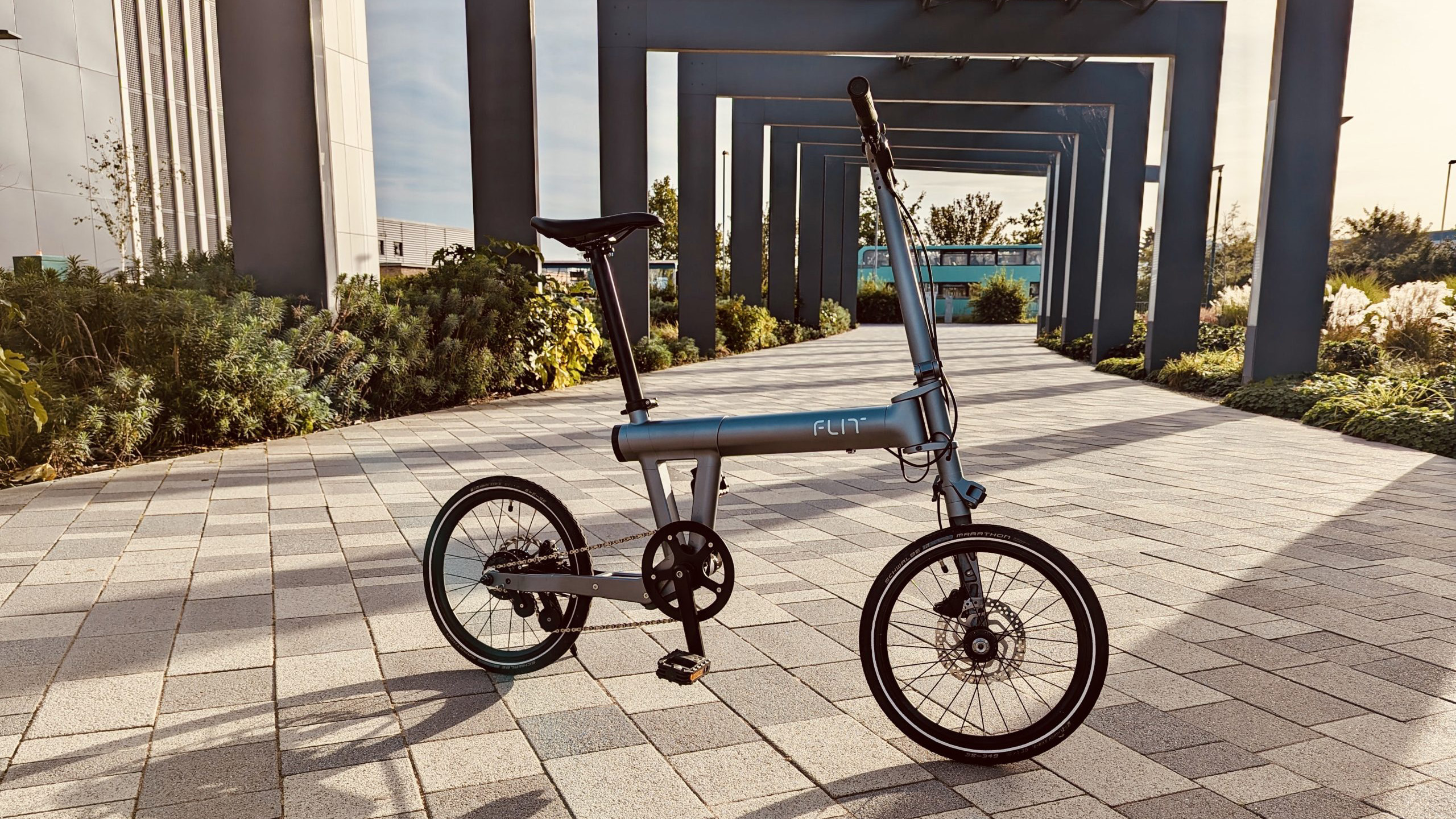 stub(fr): #en#Le vélo pliant Flit M2 chasse sur les terres du Brompton électrique#en#