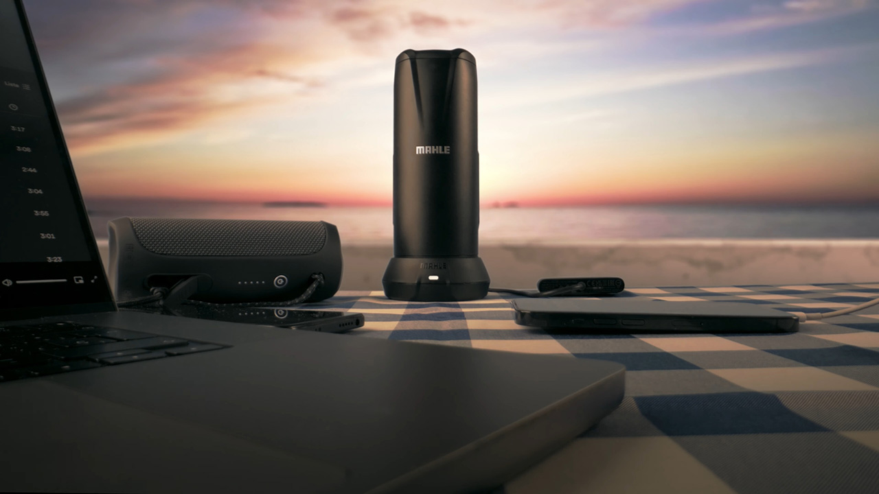 stub(fr): #en#Mahle Energy Hub : la batterie de vélo se met au service des appareils high-tech#en#