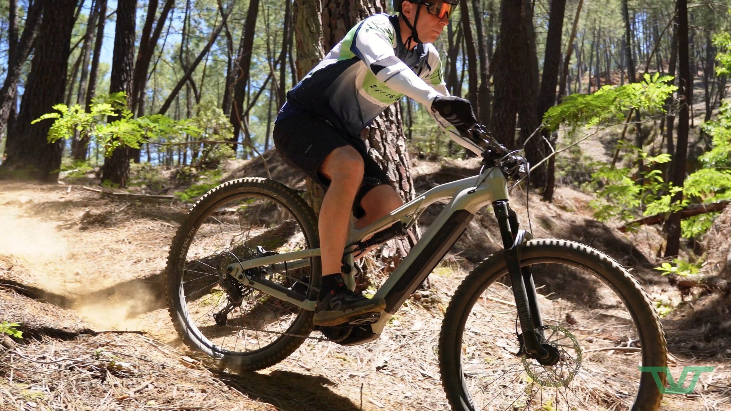 stub(fr): #en#Les VTT électriques tout suspendu Decathlon E-FEEL 900 S déjà en promotion#en#