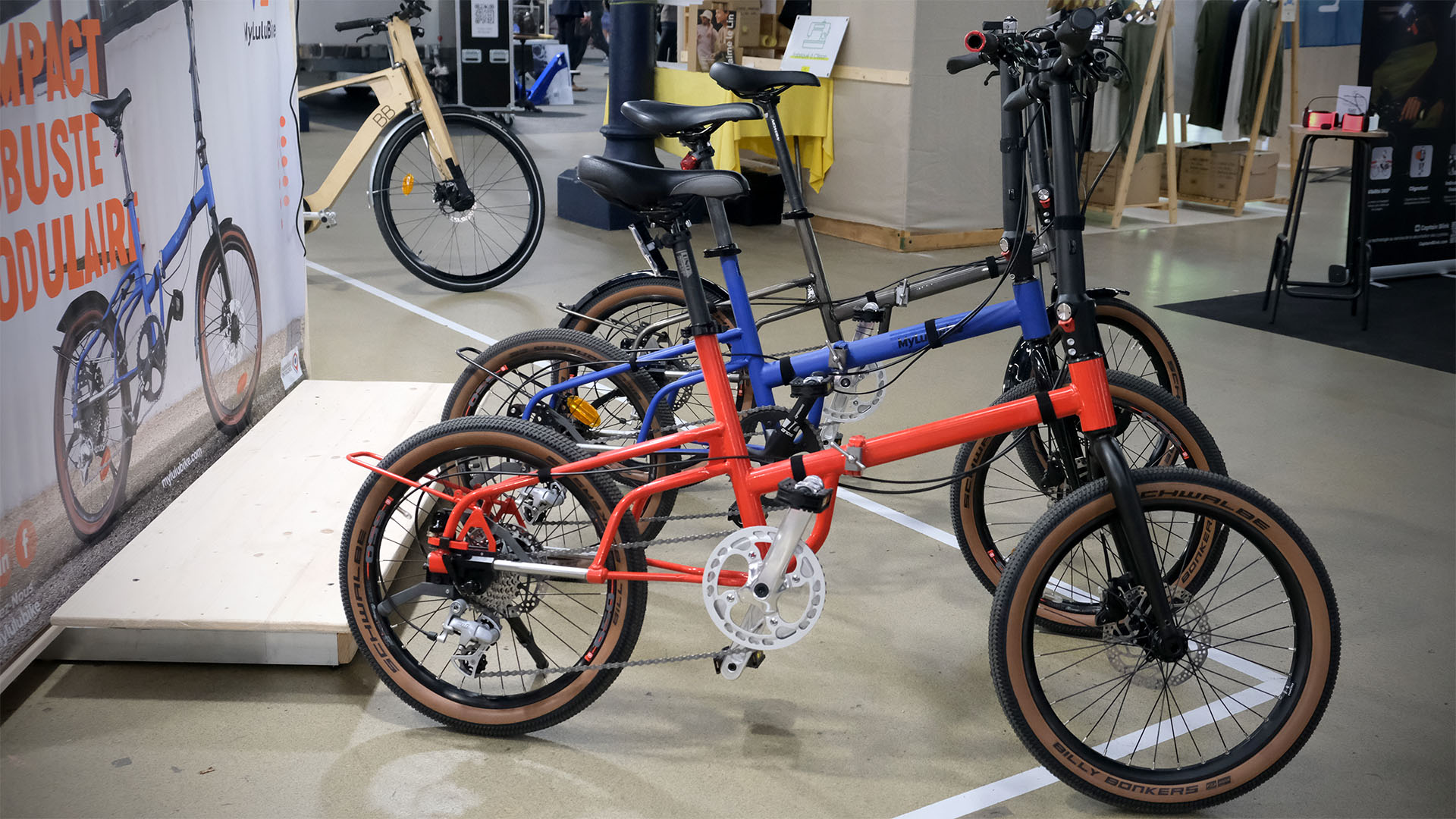 stub(fr): #en#MyLuluBike, le vélo pliant qui sait rentrer sa roue arrière#en#