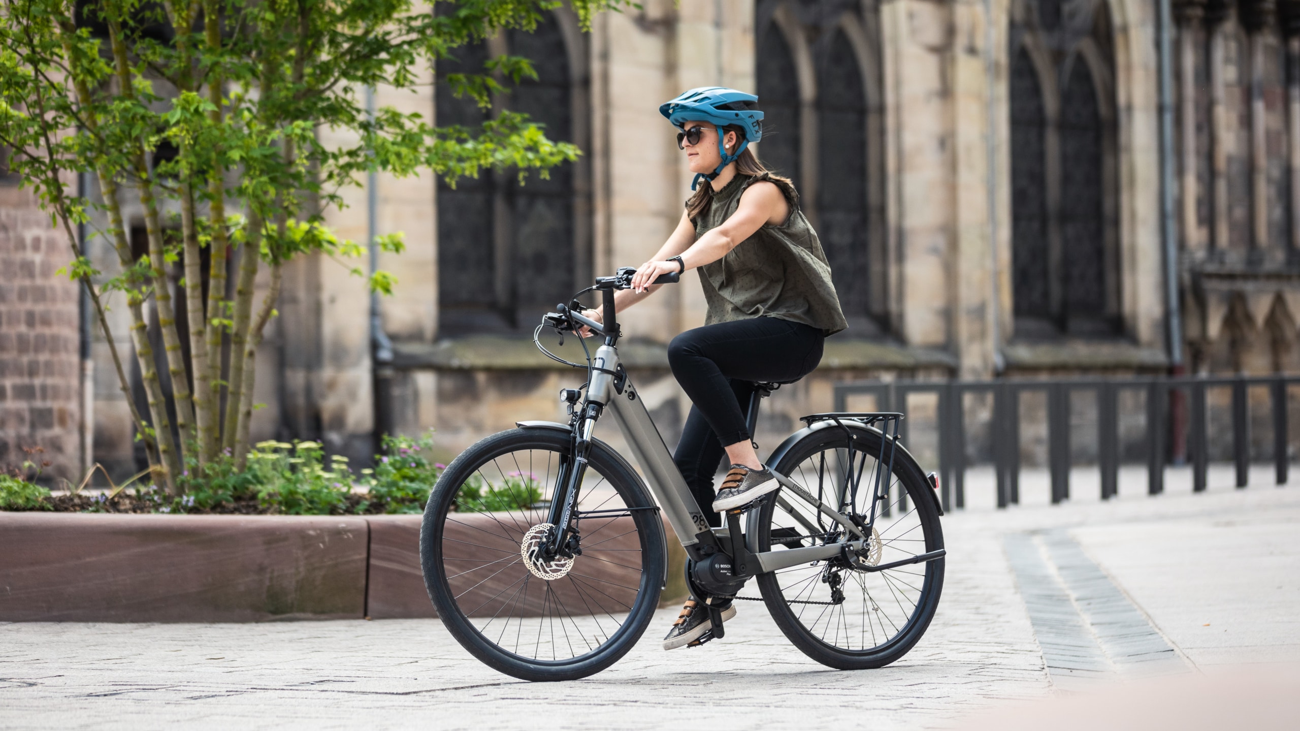 stub(fr): #en#Une version exclusive du Moustache Samedi 28.1 très intéressante chez Cyclable#en#