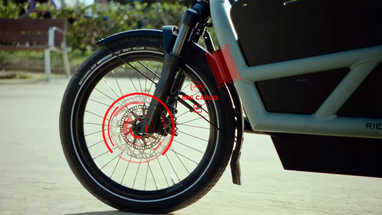 stub(fr): #en#Bosch s’ouvre aux systèmes ABS tiers, sous pression de l’autorité italienne de la concurrence#en#